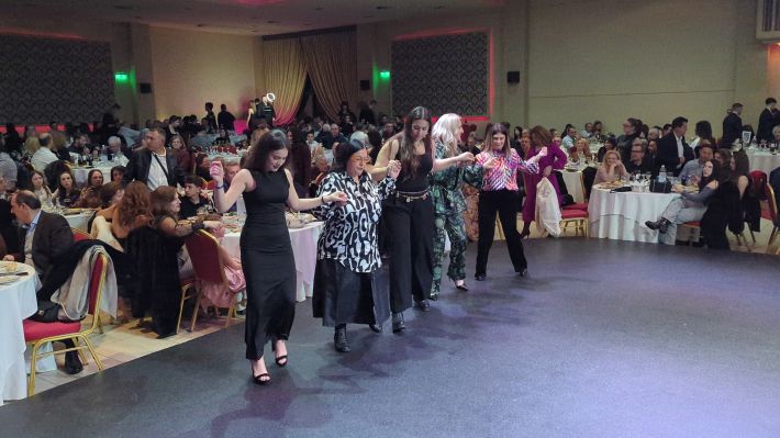 PXL_20251122_205757558