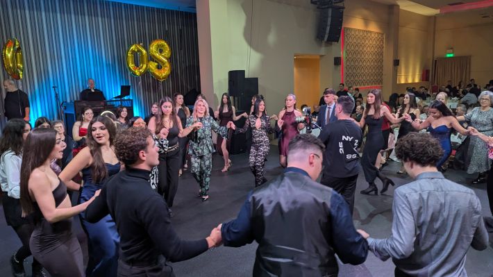 PXL_20251122_210338139.MP