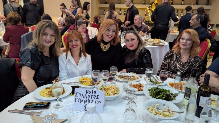 PXL_20251122_211934430