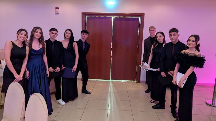 PXL_20251206_185830856.MP