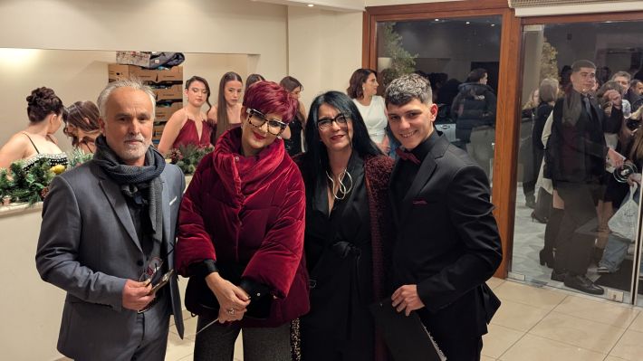 PXL_20251206_193538945