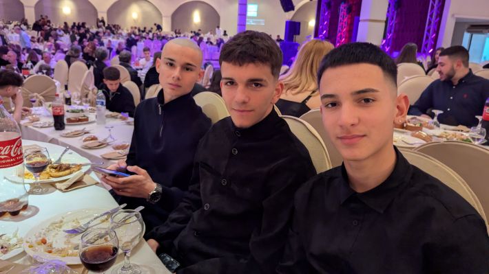 PXL_20251206_195203504.MP