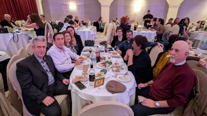 PXL_20251206_200124790