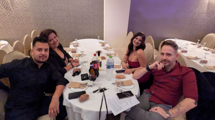 PXL_20251206_200612153