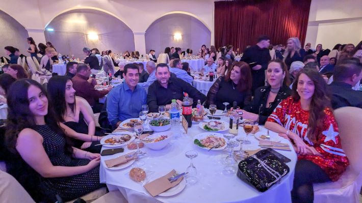 PXL_20251206_201132823