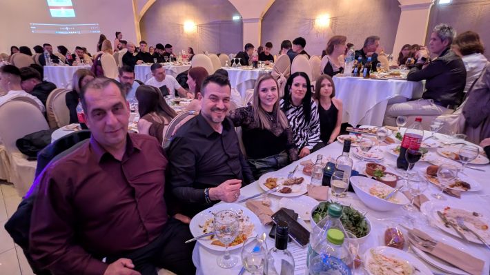 PXL_20251206_202258511