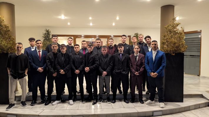 PXL_20251206_203605976