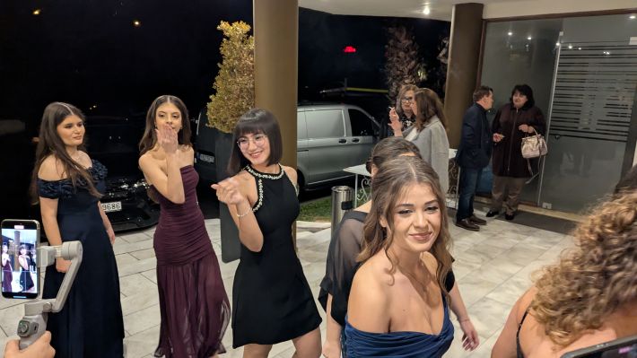 PXL_20251206_204031388.MP