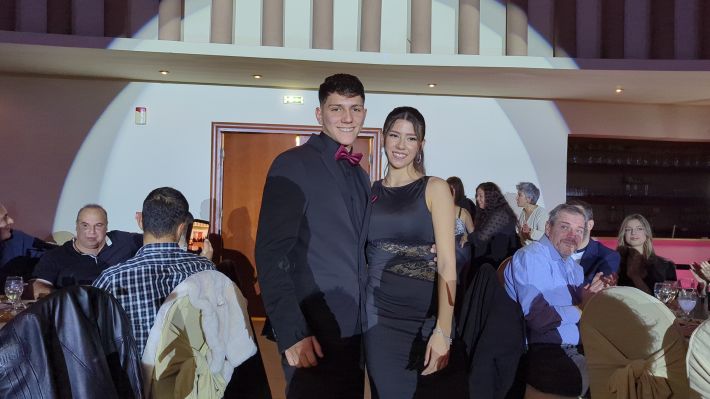 PXL_20251206_204623296