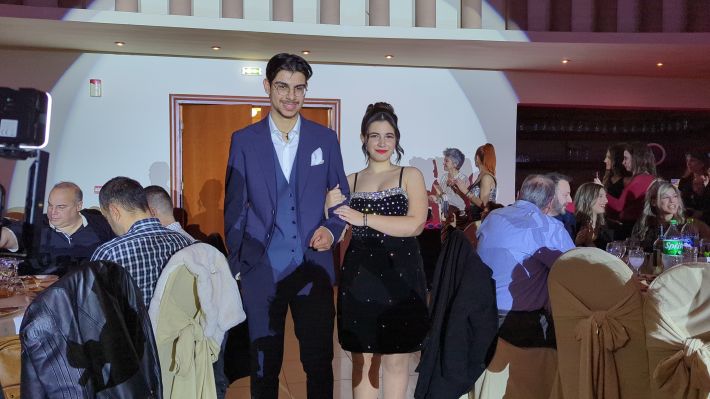 PXL_20251206_204827609