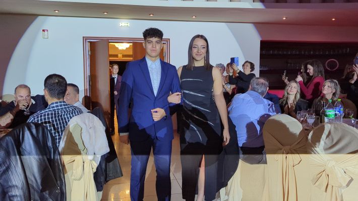 PXL_20251206_204928666