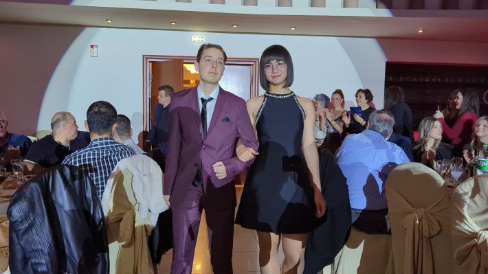 PXL_20251206_204935433