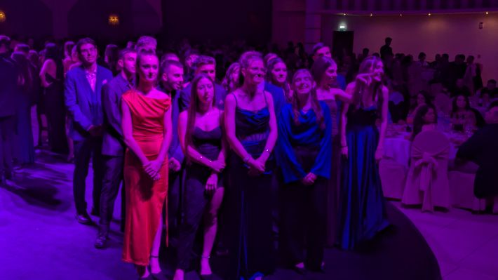 PXL_20251206_210917121.MP