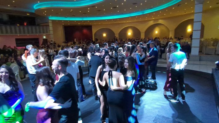 PXL_20251206_212010089