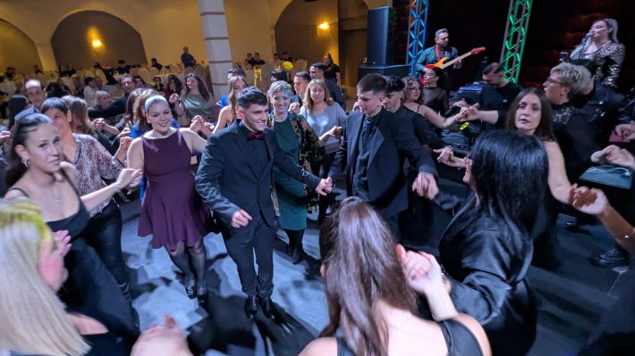 PXL_20251206_212629454.MP