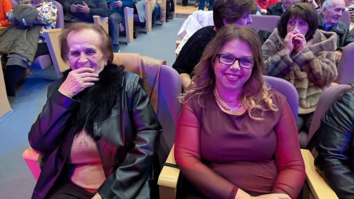 PXL_20260208_184654386