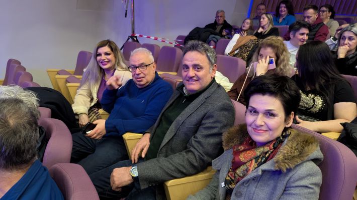 PXL_20260208_184741547