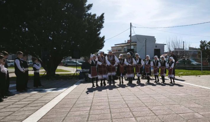 f8a2cb02-28df-4e2c-8721-65bb7b8ad10e