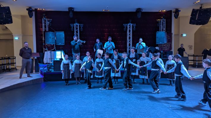 PXL_20260208_124859846