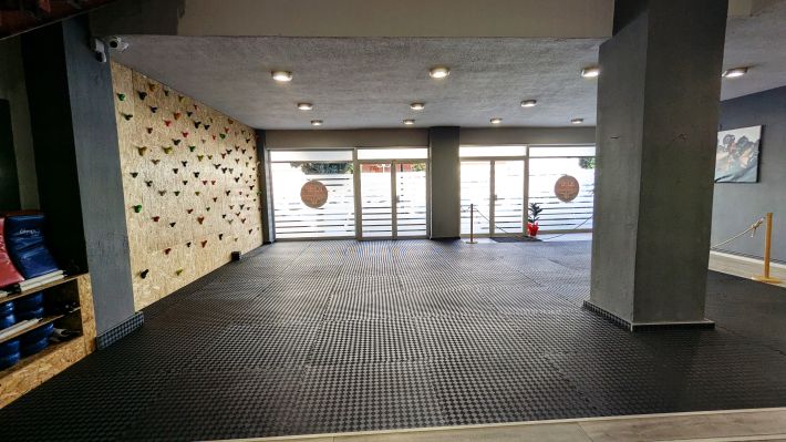 PXL_20260407_133737859