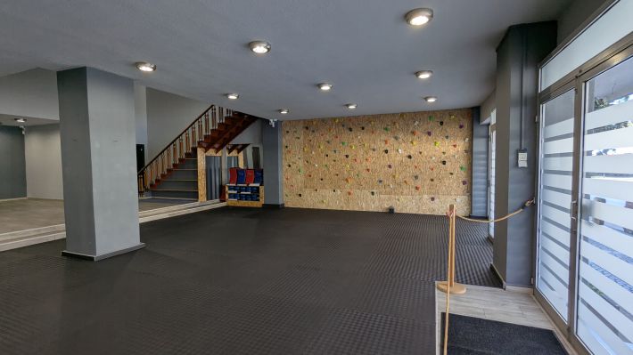 PXL_20260407_134450660.MP