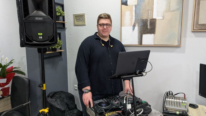 PXL_20260418_155633978