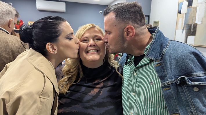 PXL_20260418_174352127