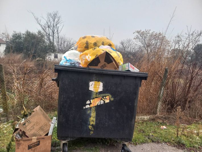 54ef99b7-90eb-4a2e-9ba8-bd1328848489