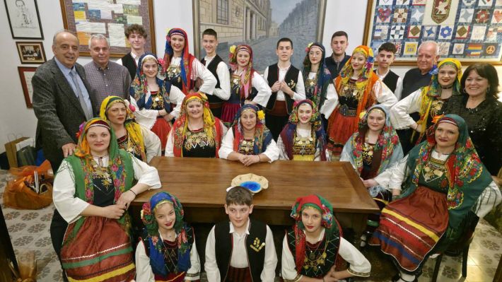 704f6841-bdb7-41e1-950b-135738b1d52e