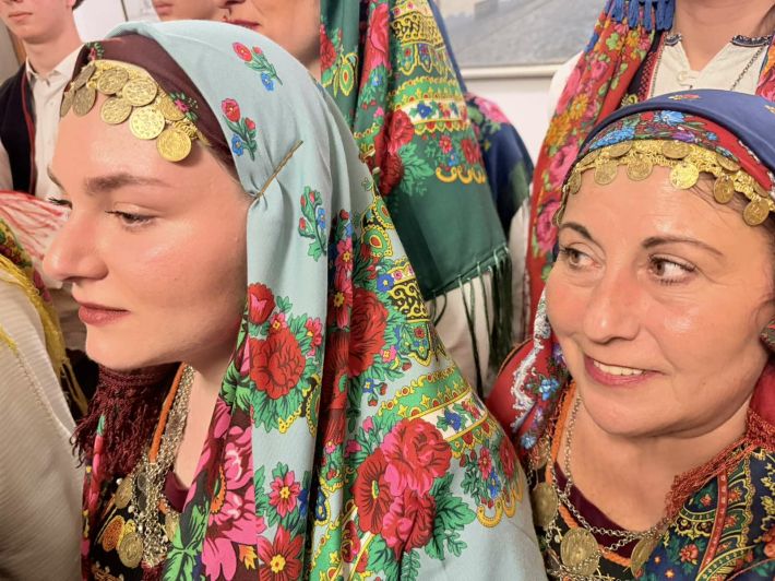 83b3ce54-f3ea-4189-bf33-c7af1318dd75