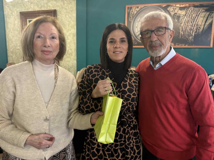 81f9f143-8dff-4026-9a2e-8393c1476412