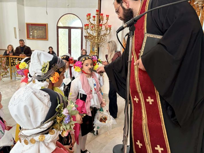 c3eb6e35-3bfd-40a0-9dce-7a8270c65a90