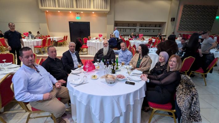 PXL_20260214_193303022