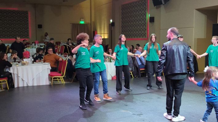 PXL_20260214_195135887