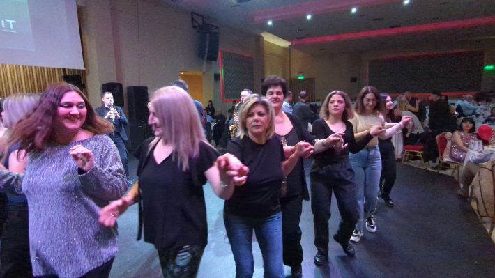 PXL_20260214_201654408