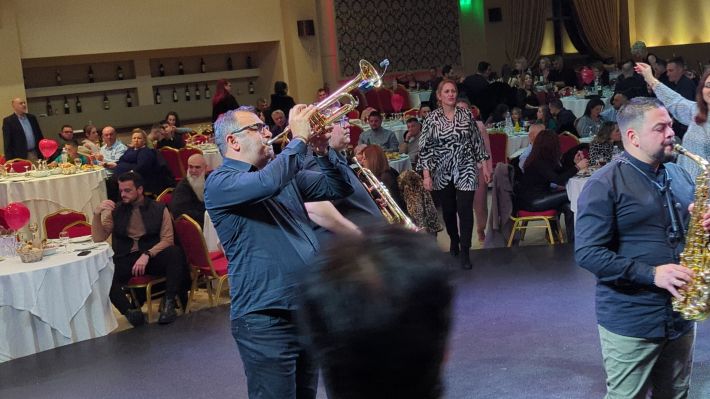 PXL_20260214_202141986