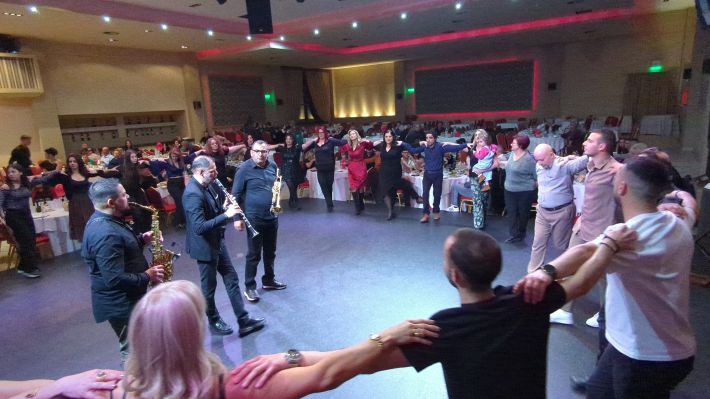 PXL_20260214_203155212