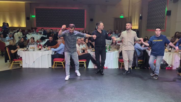 PXL_20260214_204456462