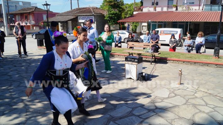 www.alexandriamou.gr_mnimosino_loutros4.5.25DSC09216