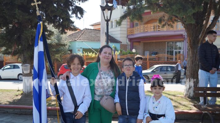 www.alexandriamou.gr_mnimosino_loutros4.5.25DSC09233