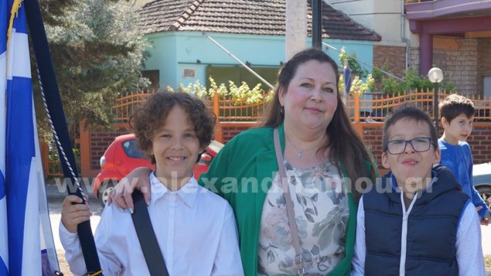 www.alexandriamou.gr_mnimosino_loutros4.5.25DSC09234