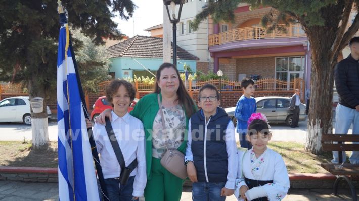 www.alexandriamou.gr_mnimosino_loutros4.5.25DSC09235