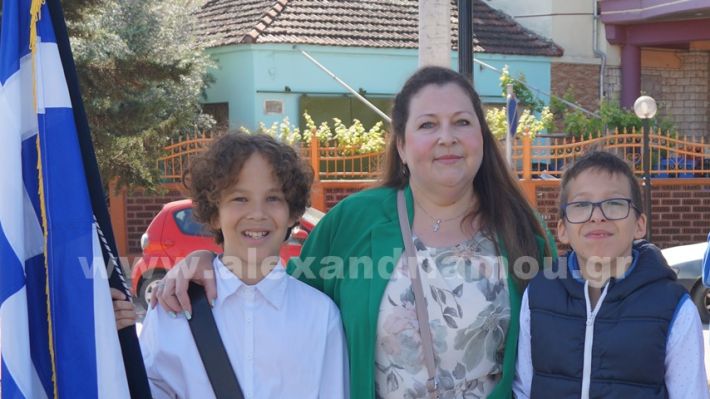 www.alexandriamou.gr_mnimosino_loutros4.5.25DSC09236