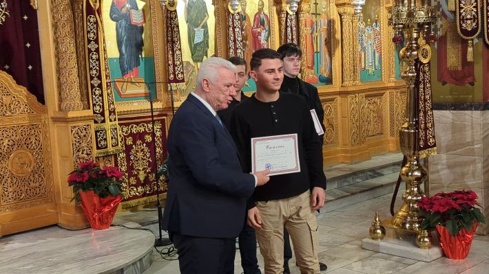 PXL_20251227_172058157