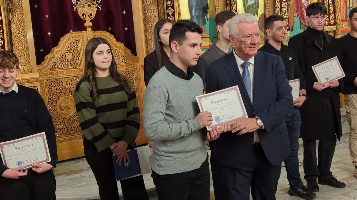 PXL_20251227_172244428