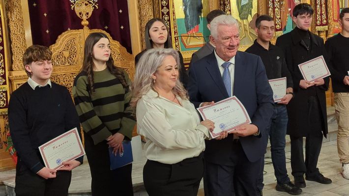 PXL_20251227_172255997