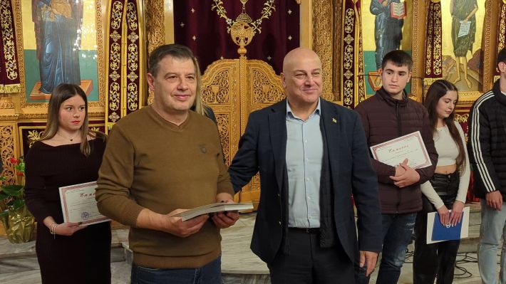 PXL_20251227_172802361