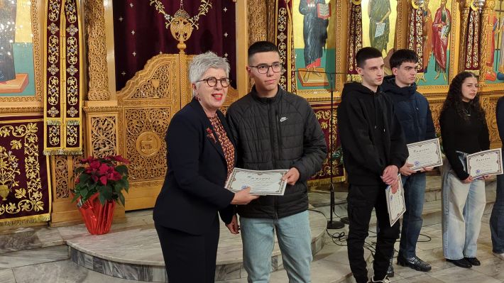 PXL_20251227_174209632