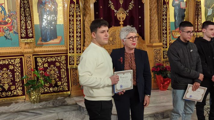 PXL_20251227_174224996