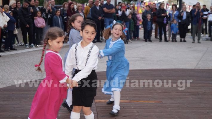 www.alexandriamou.gr_panigiri_kirilloumethodiou_xoroi12.5DSC09708